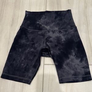 Lululemon Align High-Waist Black Tie-Dye Women’s Bike Shorts, size 2 8” inseam